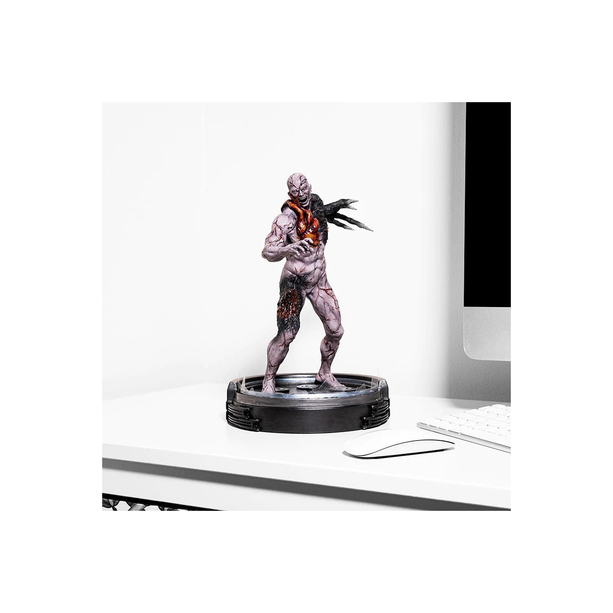 Numskull•Resident Evil[TYRANT] 8/31限定値下! RESIDENT EVIL LIMITED EDITION TYRANT STATUE FIGURE HORROR