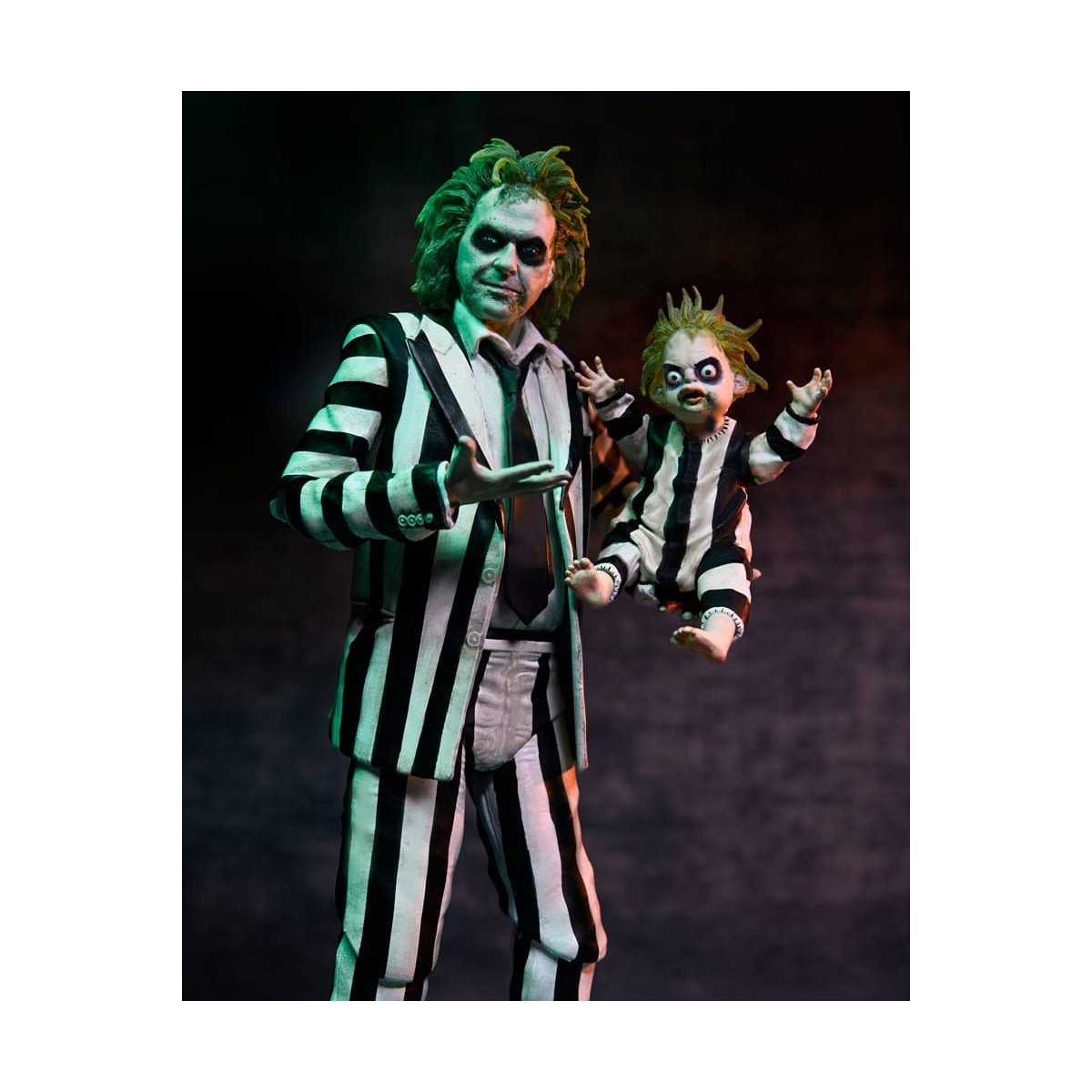 Neca BeetleJuice Beetlejuice - Ultimate Striped Suit Beetlejuice