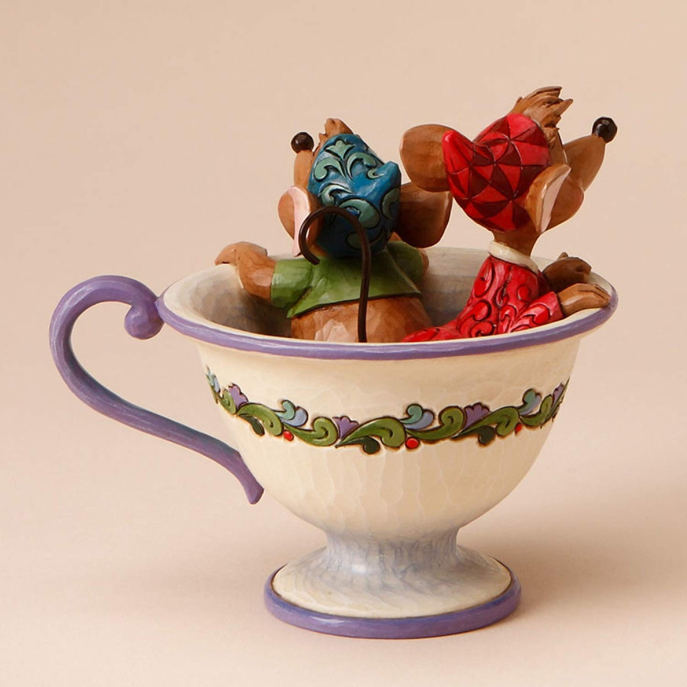 Disney Showcase - Figurine Alice avec tasse de thé D100