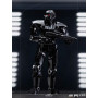 IRON STUDIOS - The Mandalorian - Dark Trooper BDS Art Scale 1/10 - Star Wars