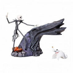 Enesco Disney - Grand Jester - JACK PLAYING FETCH WITH LEVITATING ZERO - A Nightmare Before christmas